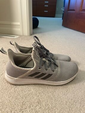Adidas Cloudfoam Sneakers